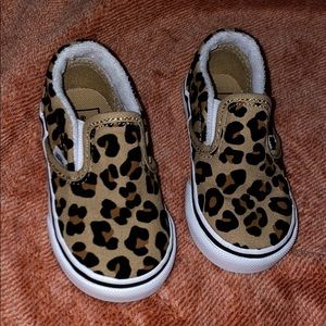 Leopard Vans.